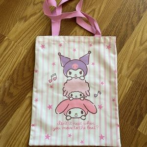 Canvas shoulder bags